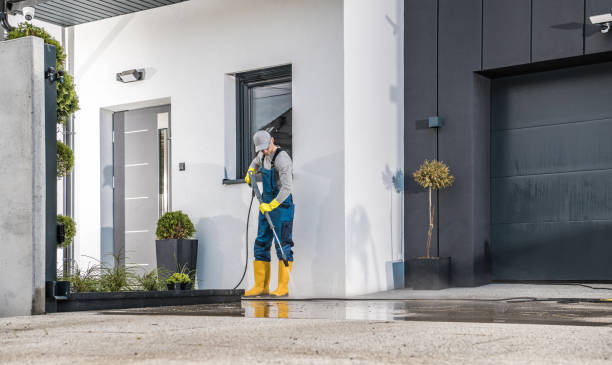 Best House Exterior Washing  in Calvert, TX